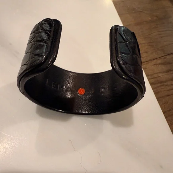 LEMA•J DESIGN Handcrafted Black Alligator Leather Cuff Bracelet - Picture 4 of 5